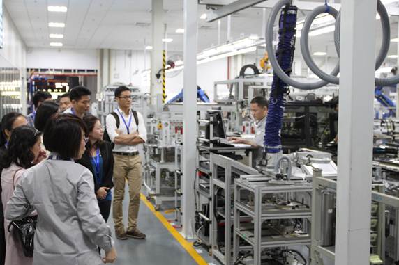 巴斯特的极致天窗工艺新葡京网上赌场遇见伟(图12)