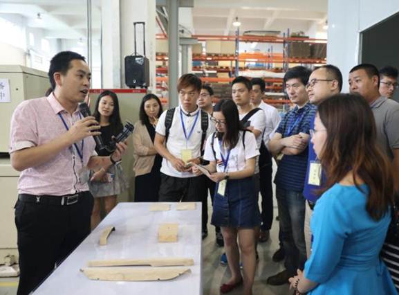 巴斯特的极致天窗工艺新葡京网上赌场遇见伟(图17)